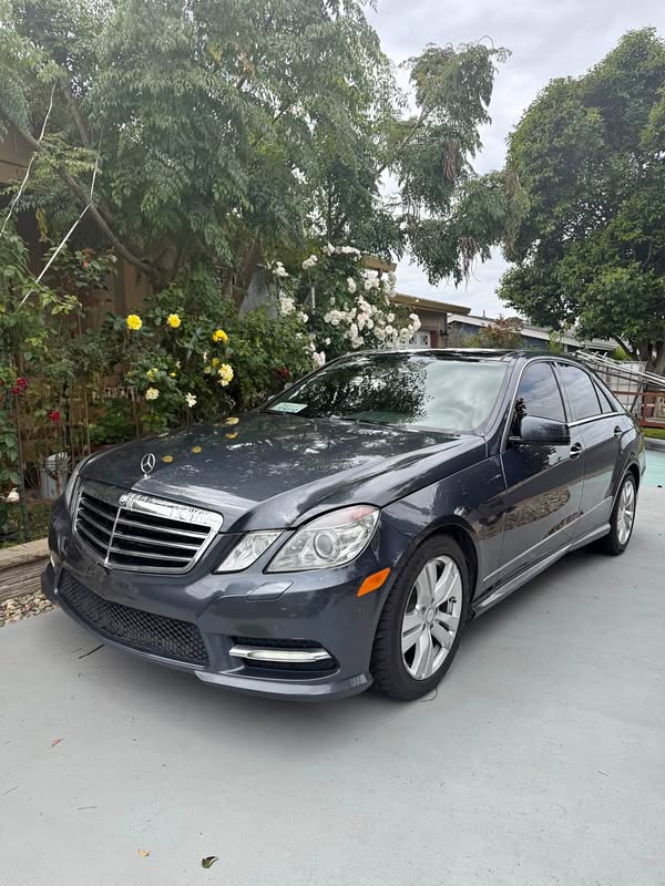 2013 Mercedes-Benz E-Class - E 350 BlueTEC Sedan 4D