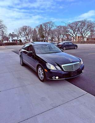 2011 Mercedes-Benz E-Class - E 350 4MATIC Sedan 4D