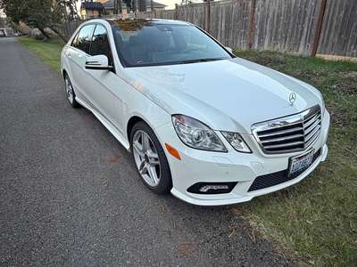2011 Mercedes-Benz E-Class - E 550 4MATIC Sedan 4D