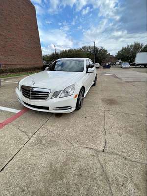 2010 Mercedes-Benz E-Class - E 350 4MATIC Sedan 4D