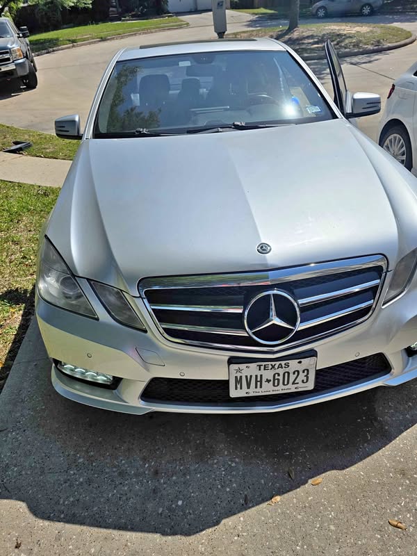 2010 Mercedes-Benz E-Class - E 350 4MATIC Sedan 4D