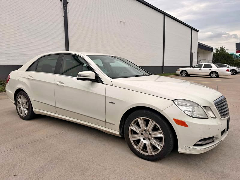 2013 Mercedes-Benz E-Class - E 350 Sedan 4D