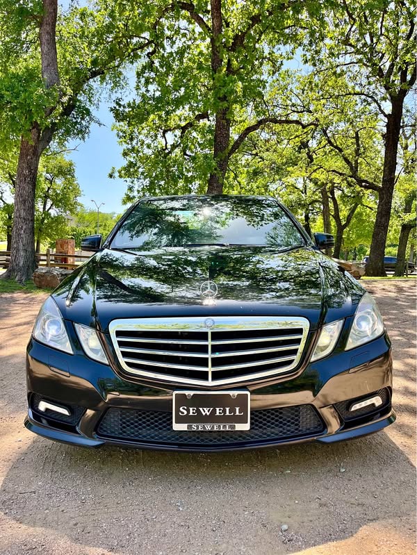 2011 Mercedes-Benz E-Class - 350 Premium