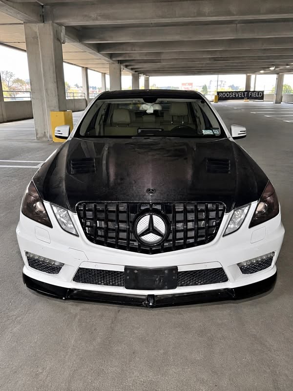 2010 Mercedes-Benz E-Class - E350 4Matic