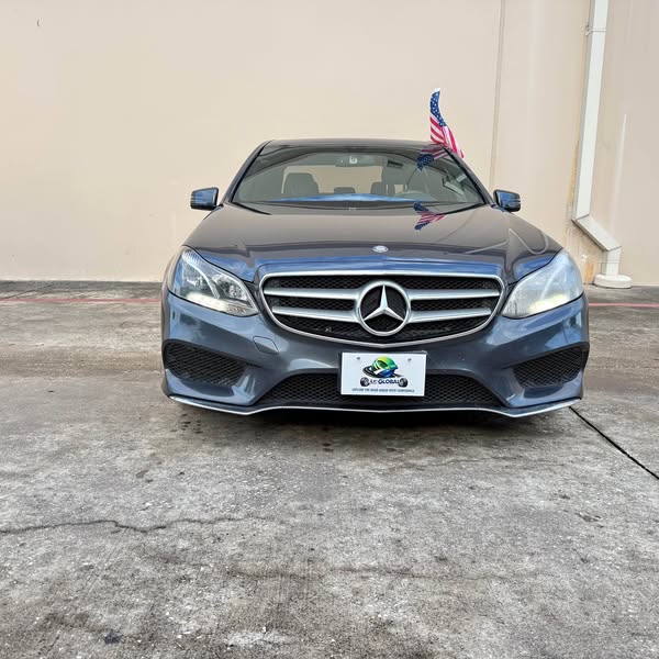 2014 Mercedes-Benz E-Class - E 350 4MATIC Sedan 4D