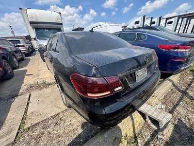 2011 Mercedes-Benz E-Class - E 350 BlueTEC Sedan 4D