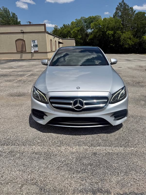 2016 Mercedes-Benz E-Class - E 300 4MATIC Sedan 4D