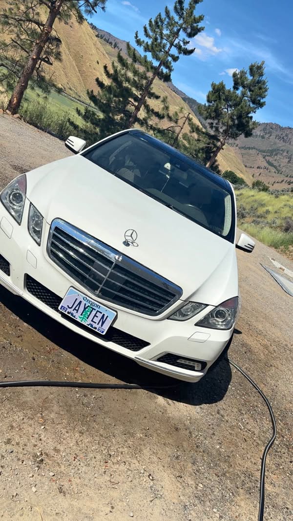 2010 Mercedes-Benz E-Class - E 350 4MATIC Sedan 4D