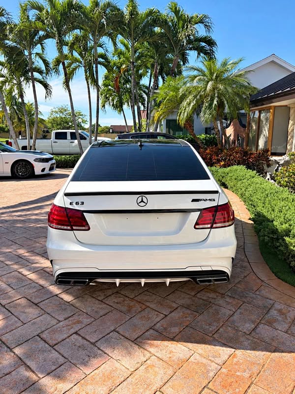 2013 Mercedes-Benz E-Class - E 350 4MATIC Sedan 4D