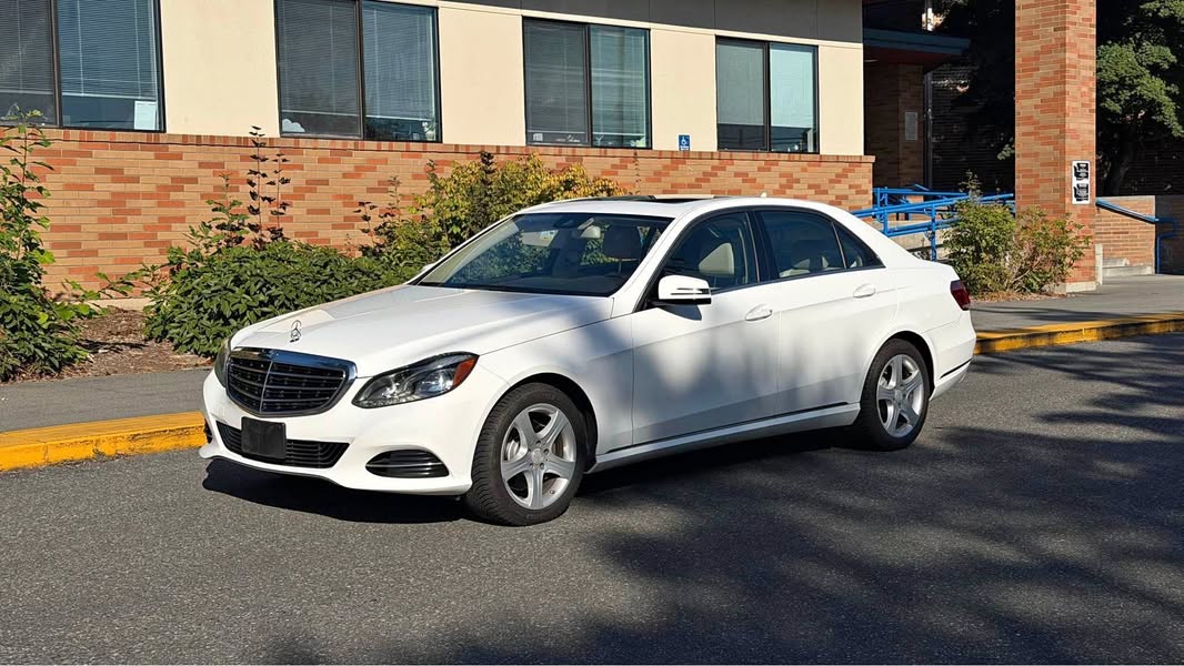 2014 Mercedes-Benz E-Class - E 350 4MATIC Sedan 4D