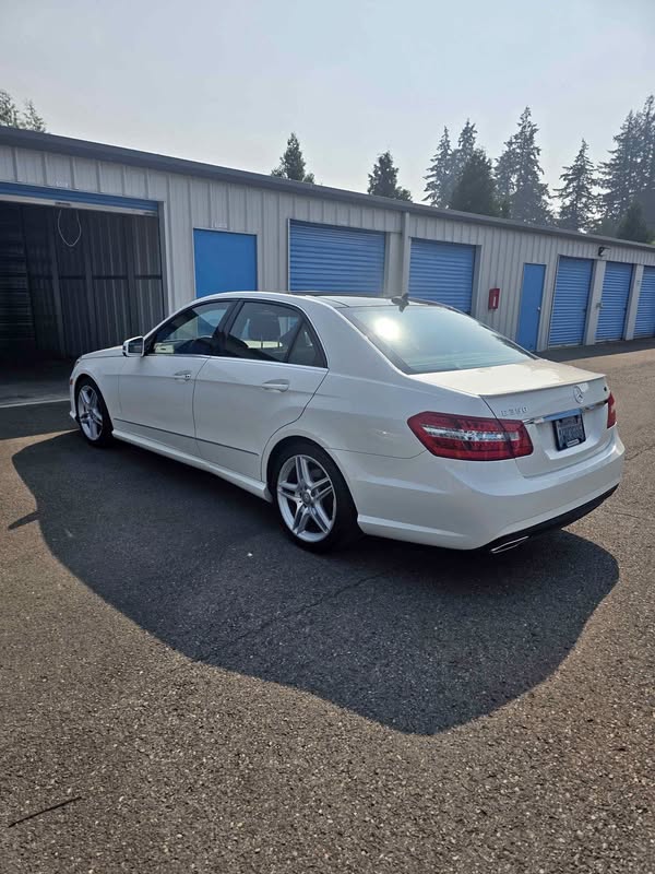 2011 Mercedes-Benz E-Class - E 350 Sedan 4D