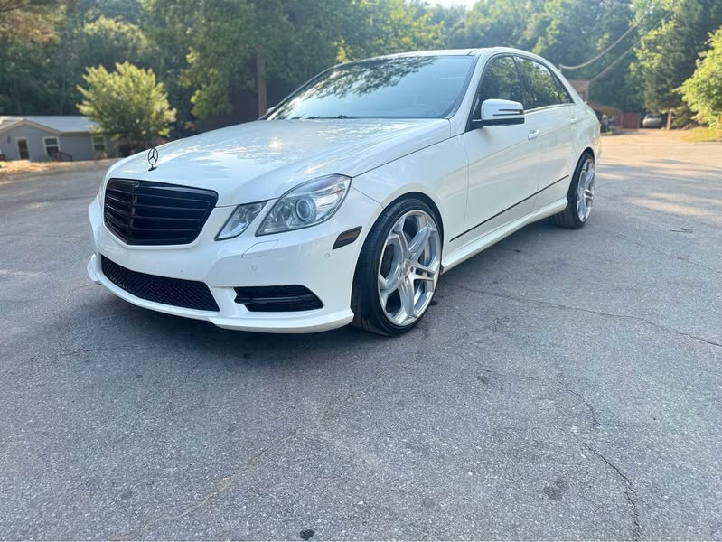 2013 Mercedes-Benz E-Class - E 550 4MATIC Sedan 4D