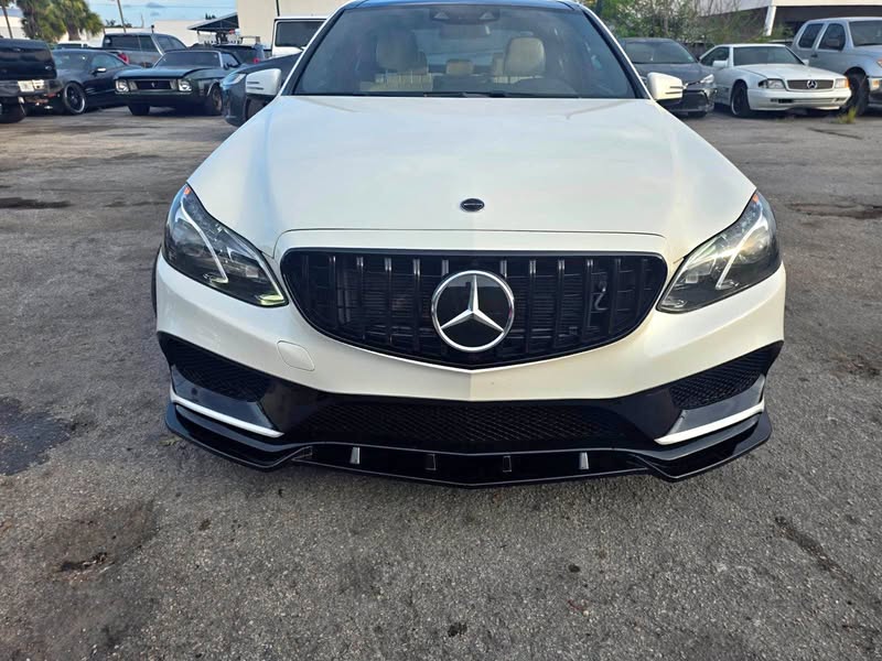 2014 Mercedes-Benz E-Class - E 550 4MATIC Sedan 4D