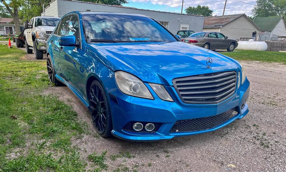 2010 Mercedes-Benz E-Class - E 350 4MATIC Sedan 4D