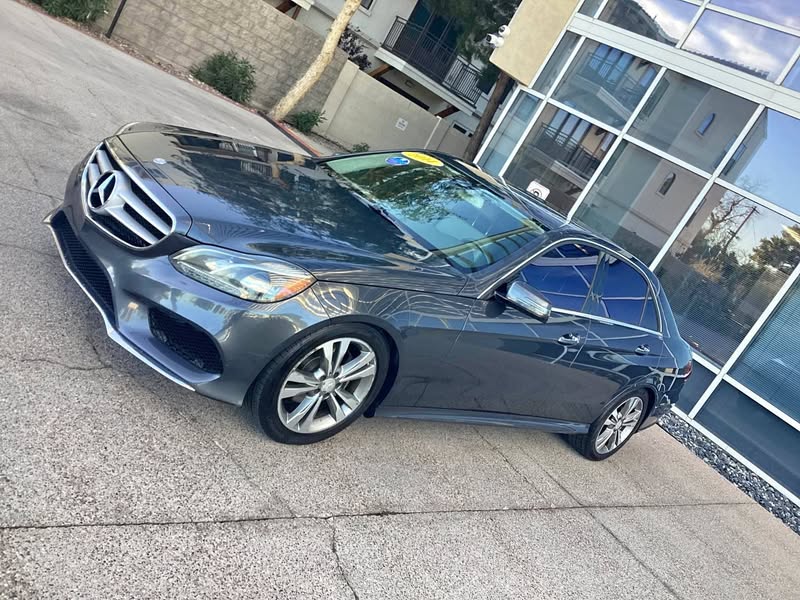 2010 Mercedes-Benz E-Class - E 350 4MATIC Sedan 4D