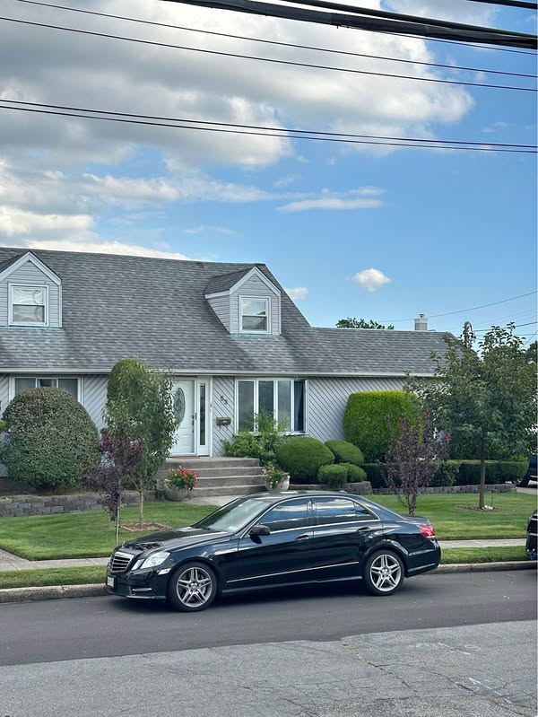 2013 Mercedes-Benz E-Class - E 550 4MATIC Sedan 4D