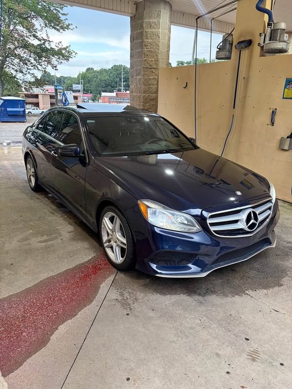 2014 Mercedes-Benz E-Class - E 300 Sedan 4D