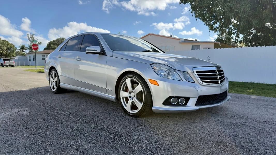 2010 Mercedes-Benz E-Class