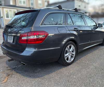 2011 Mercedes-Benz E-Class - E350 4-MATIC