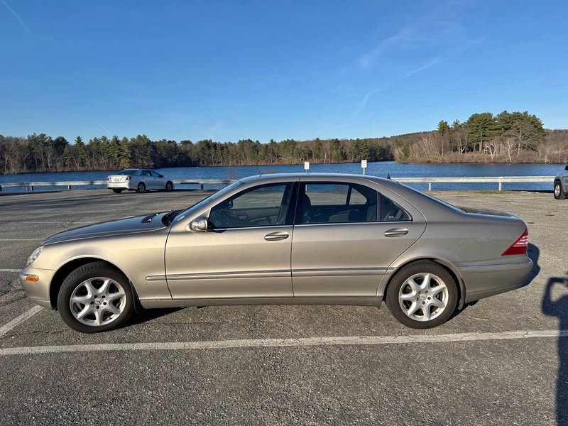 2005 Mercedes-Benz S-Class - S 500 4MATIC Sedan 4D