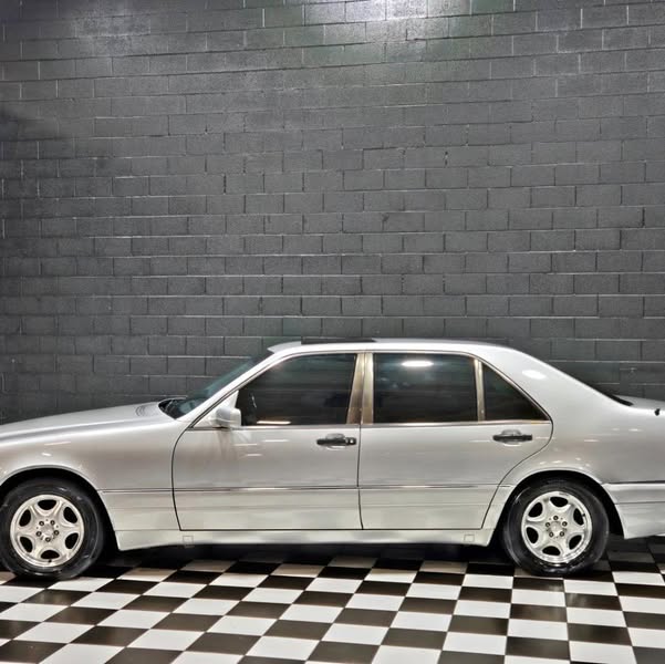1999 Mercedes-Benz S-Class S 500 W140 Sedan