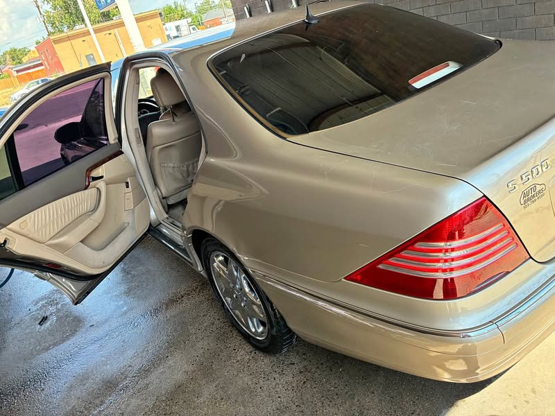 2003 Mercedes-Benz S-Class - S 500 4MATIC Sedan 4D