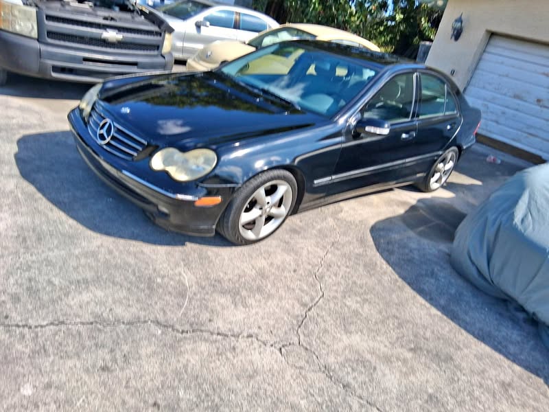 2004 Mercedes-Benz S-Class - S 320 LWB Sedan 4D