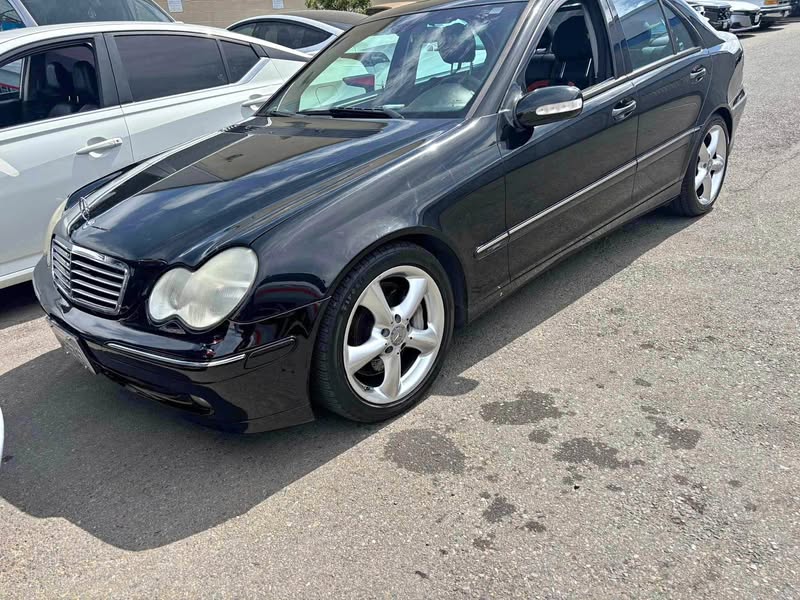 2004 Mercedes-Benz S-Class - S 320 Sedan 4D