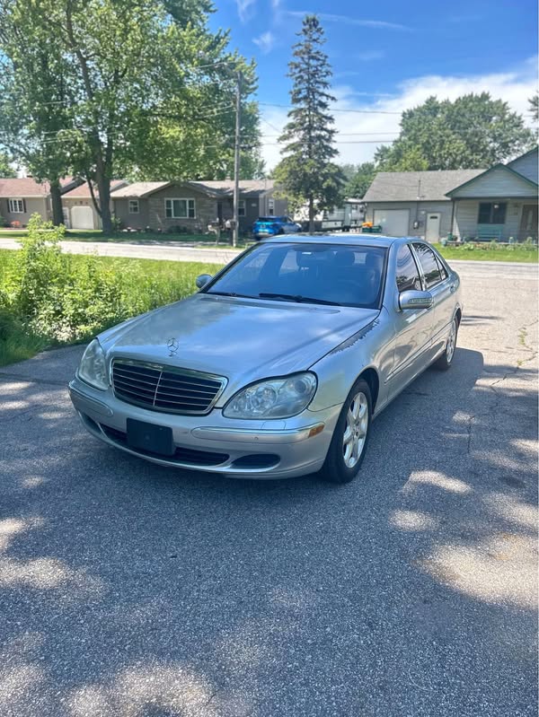 2005 Mercedes-Benz S-Class - S 500 4MATIC Sedan 4D