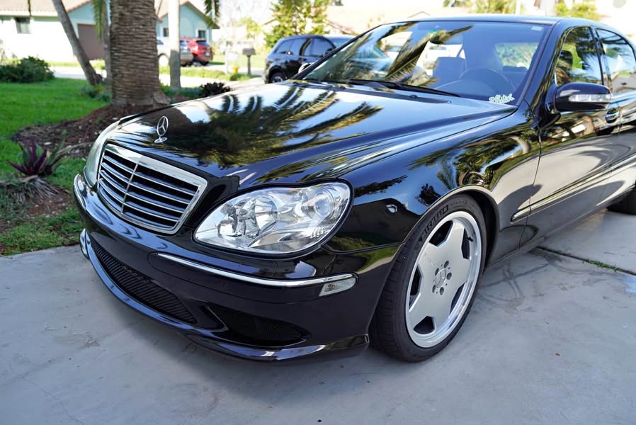 2005 Mercedes-Benz S-Class - S 500 Sedan 4D
