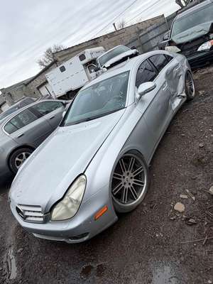2006 Mercedes-Benz S-Class - S 550 4MATIC Sedan 4D