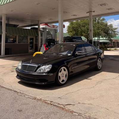 2005 Mercedes-Benz S-Class - S 500 Sedan 4D