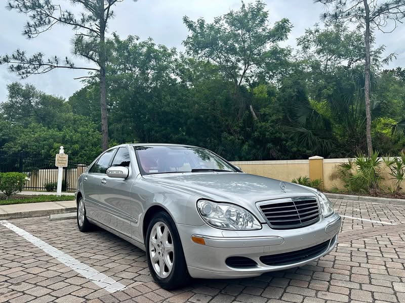 2006 Mercedes-Benz S-Class - S 500 4MATIC Sedan 4D