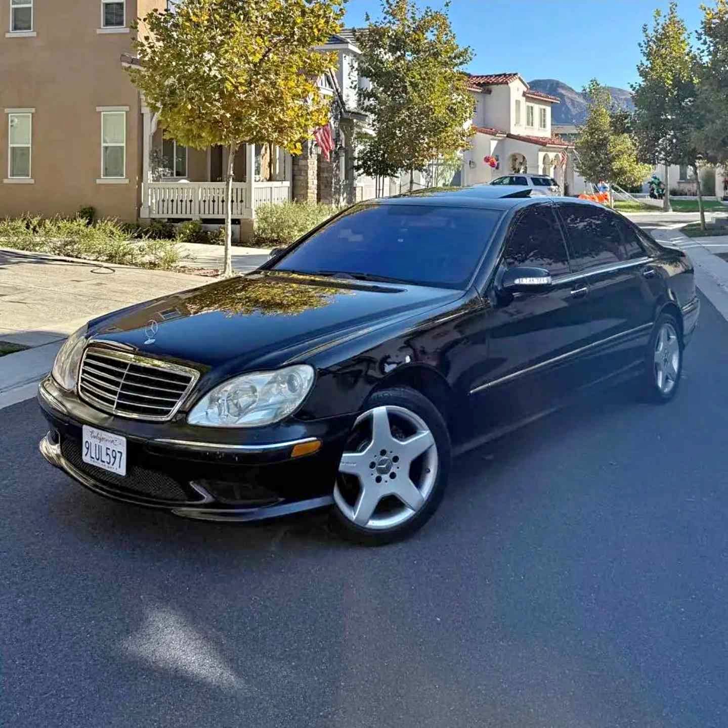 2005 Mercedes-Benz S-Class - S 500 Sedan 4D