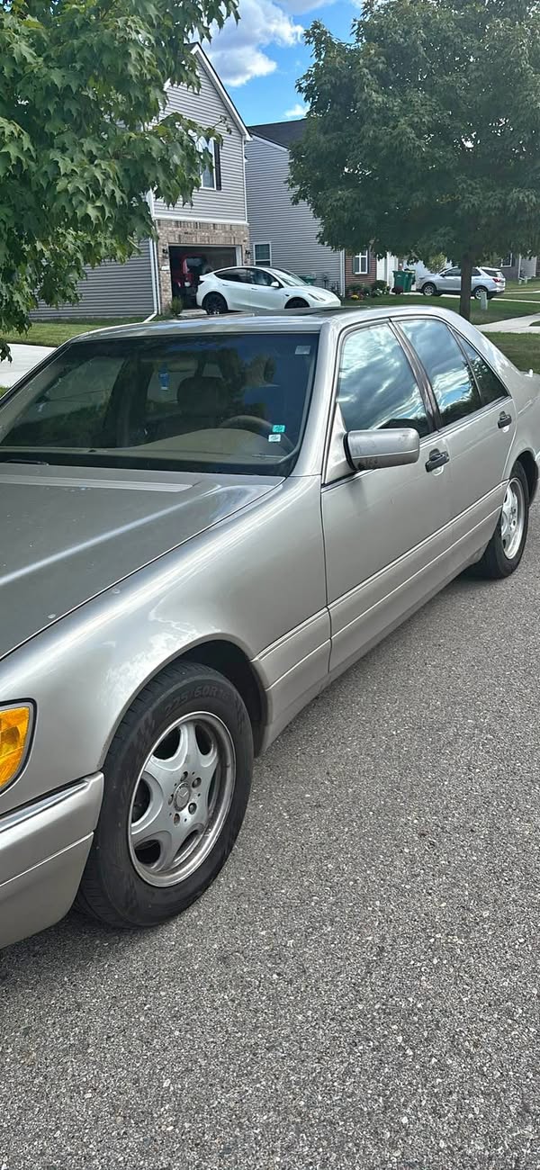 1999 Mercedes-Benz S-Class - S 320 SWB Sedan 4D