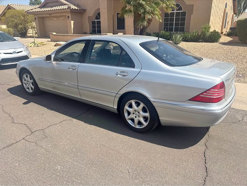 2006 Mercedes-Benz S-Class - S 500 4MATIC Sedan 4D
