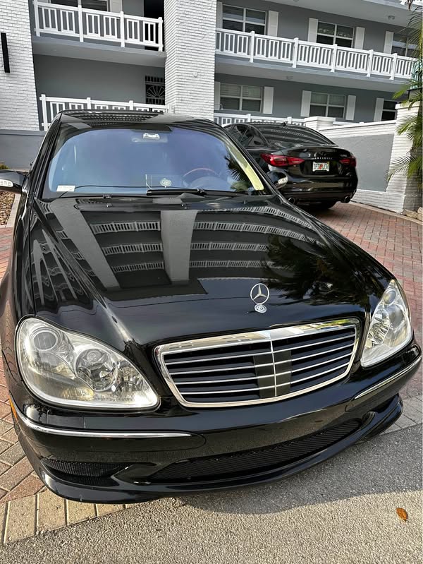 2004 Mercedes-Benz S-Class - S 500 Sedan 4D