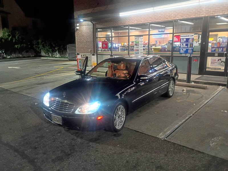 2006 Mercedes-Benz S-Class - S 500 Sedan 4D