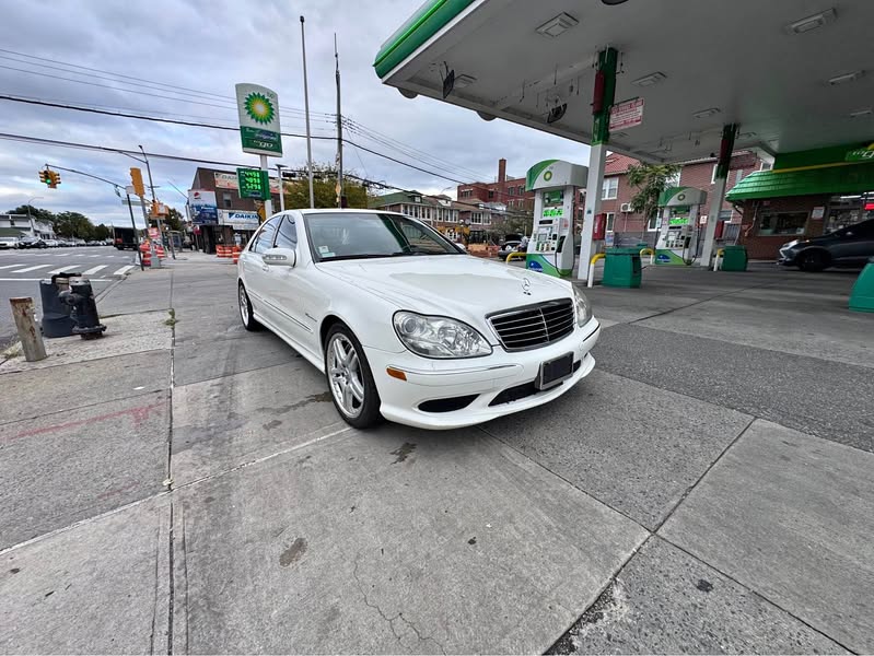 2006 Mercedes-Benz S-Class - S 55 AMG Sedan 4D
