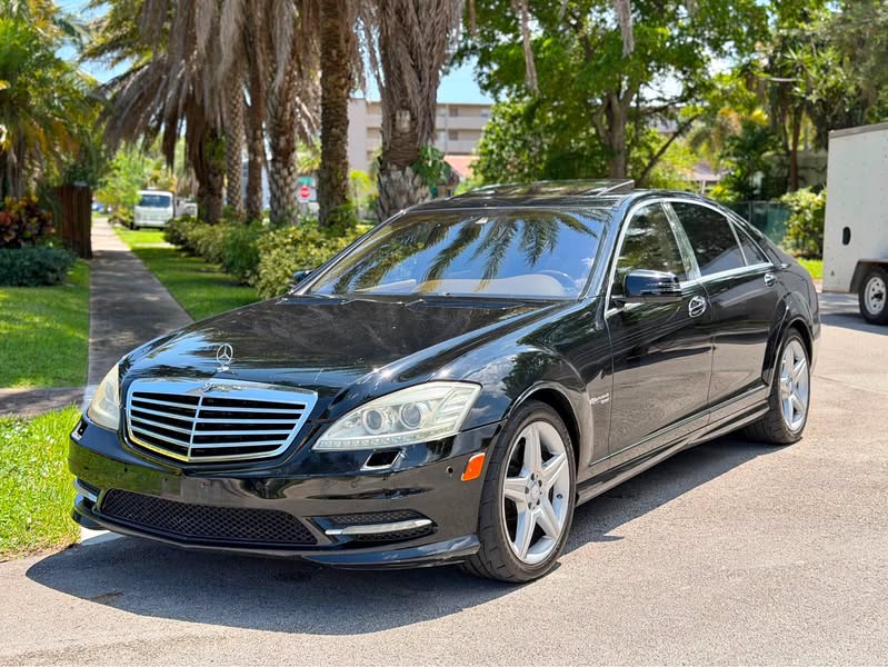2011 Mercedes-Benz S-Class - S 550 Sedan 4D