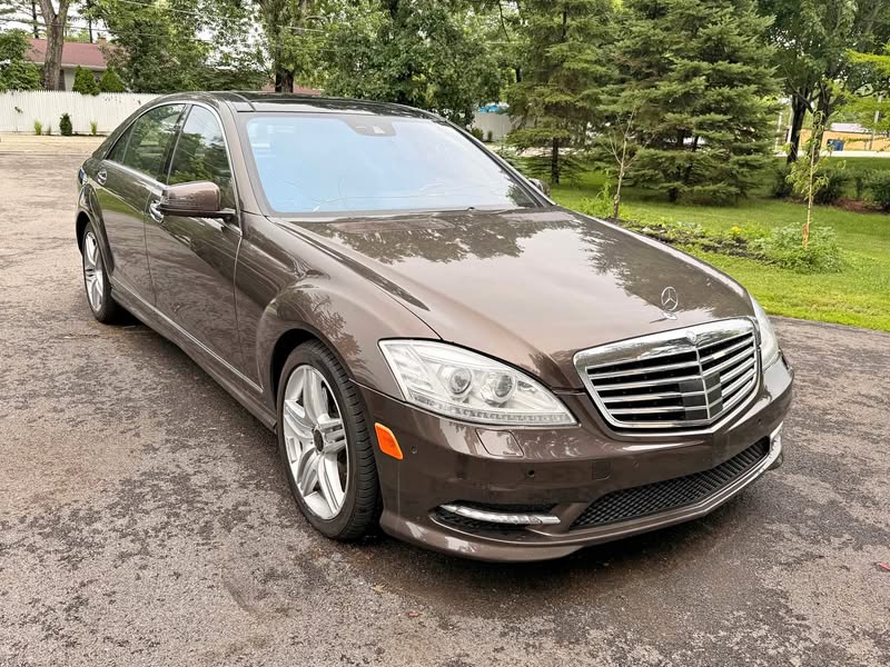 2013 Mercedes-Benz S-Class - S 550 4MATIC Sedan 4D