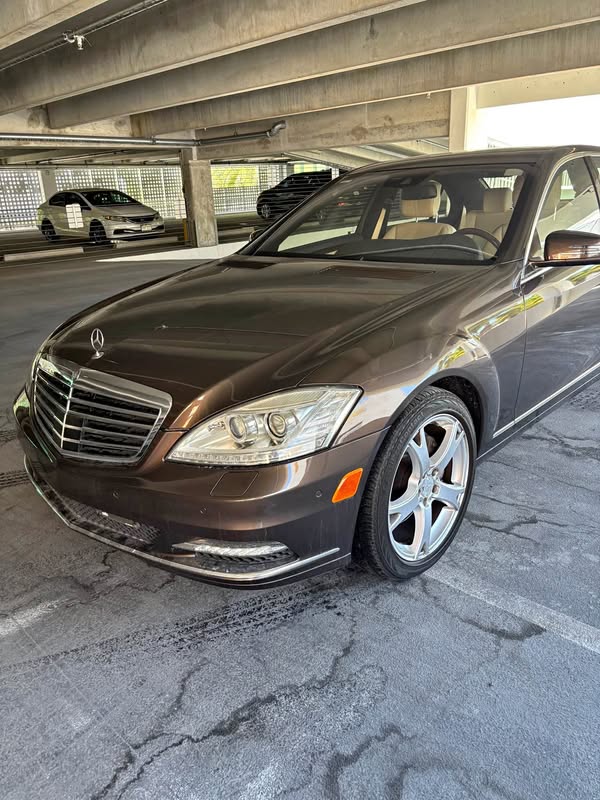 2011 Mercedes-Benz S-Class S 550 4MATIC Sedan 4D