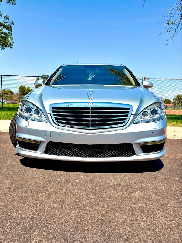 2009 Mercedes-Benz S-Class - S 550 Sedan 4D