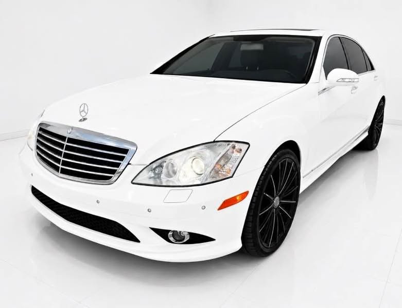 2009 Mercedes-Benz S-Class - S 550 4MATIC Sedan 4D