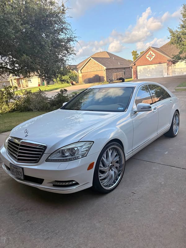2011 Mercedes-Benz S-Class - S 550 Sedan 4D