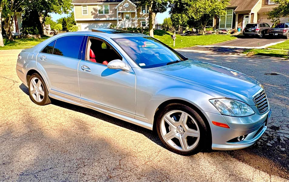 2008 Mercedes-Benz S-Class - S 550 4MATIC Sedan 4D