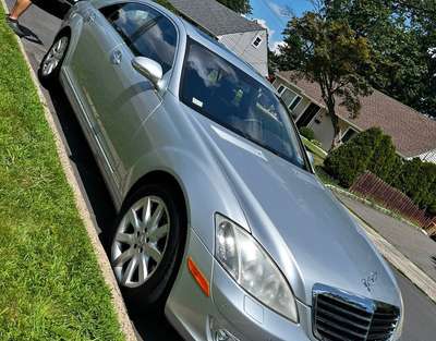 2007 Mercedes-Benz S-Class - S 550 4MATIC Sedan 4D