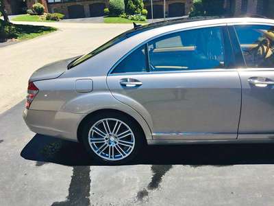 2008 Mercedes-Benz S-Class - S 550 4MATIC Sedan 4D
