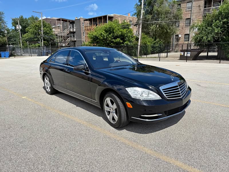 2010 Mercedes-Benz S-Class - S 550 4MATIC Sedan 4D