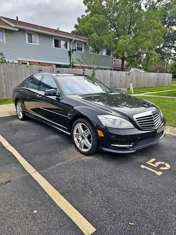 2013 Mercedes-Benz S-Class - S 550 4MATIC Sedan 4D